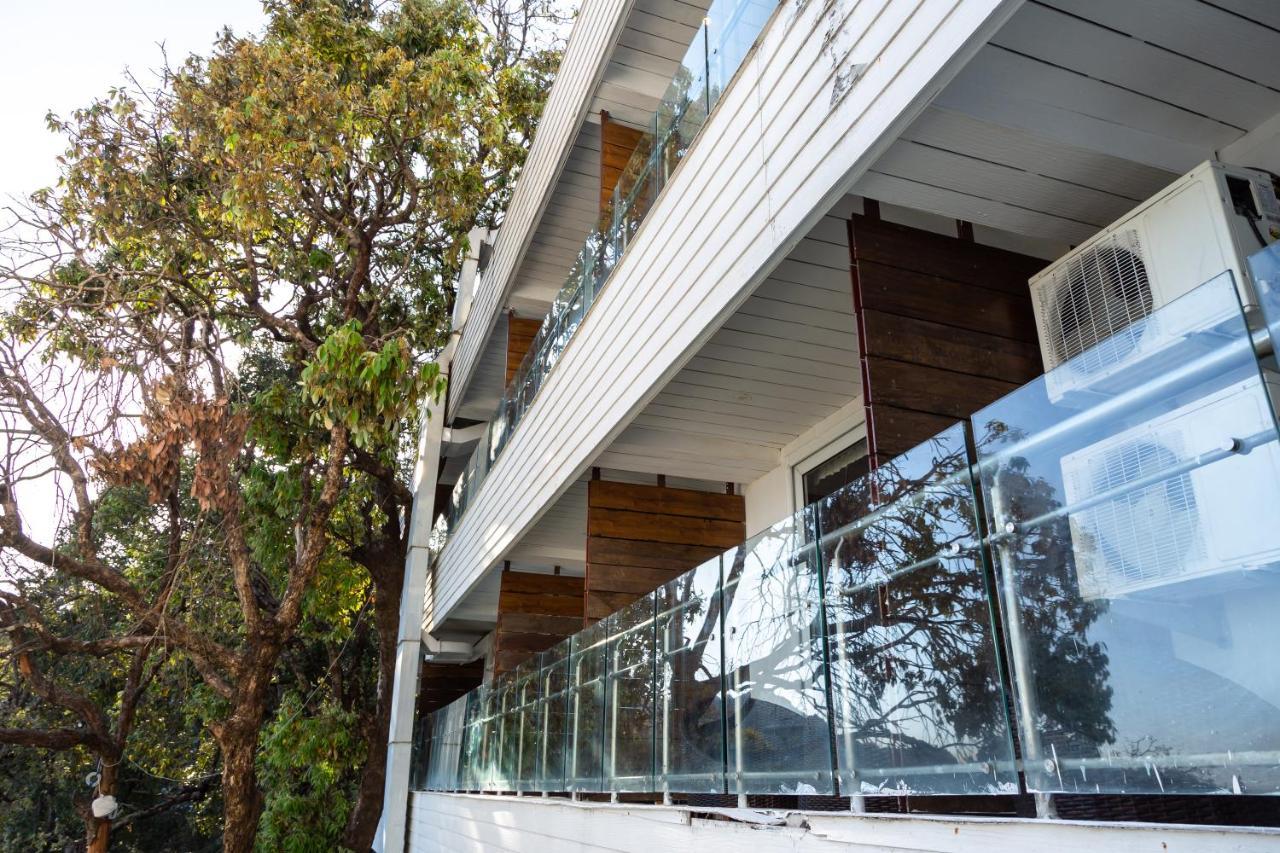 Accord Hotel Mussoorie Bagian luar foto