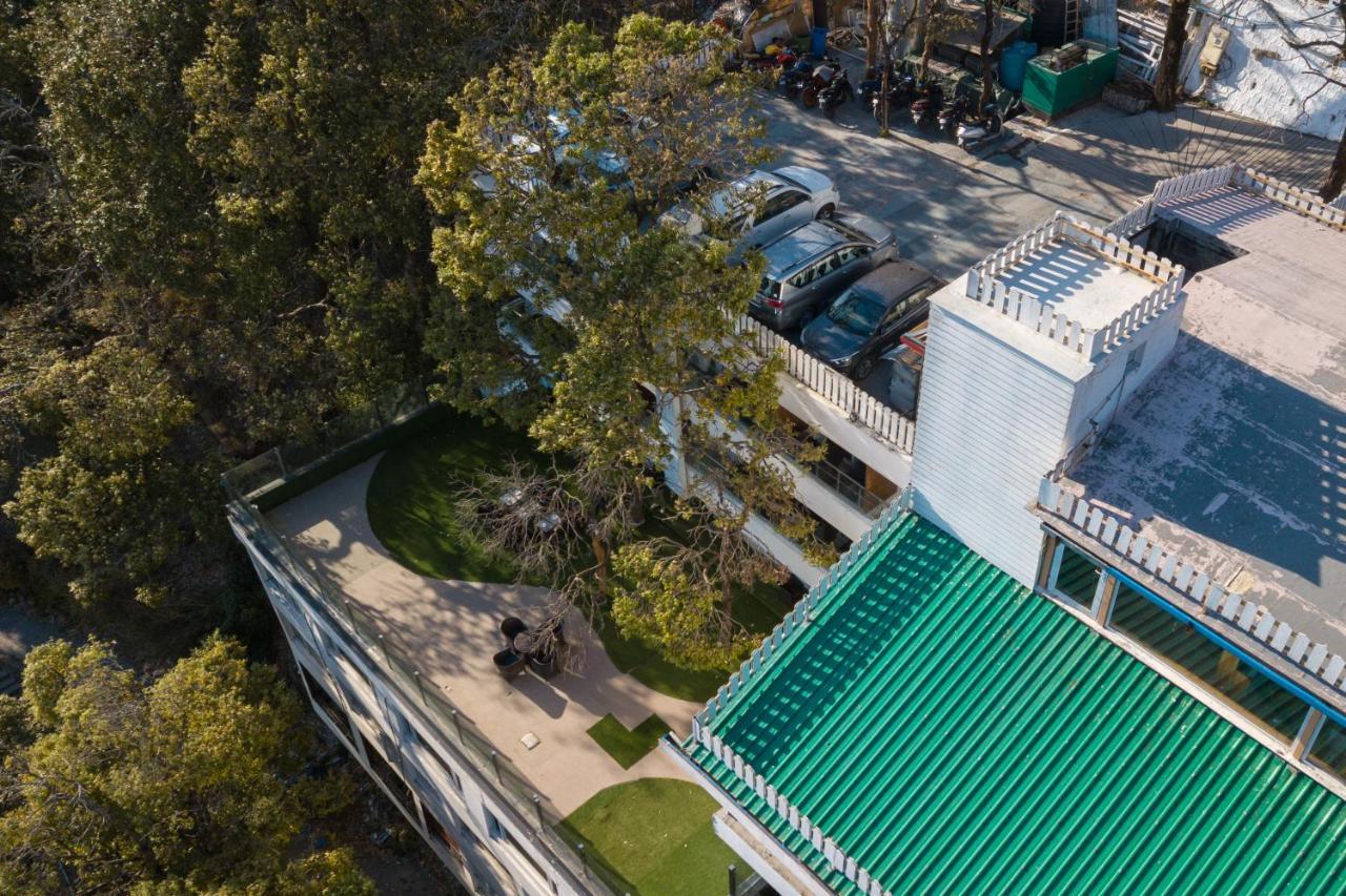 Accord Hotel Mussoorie Bagian luar foto